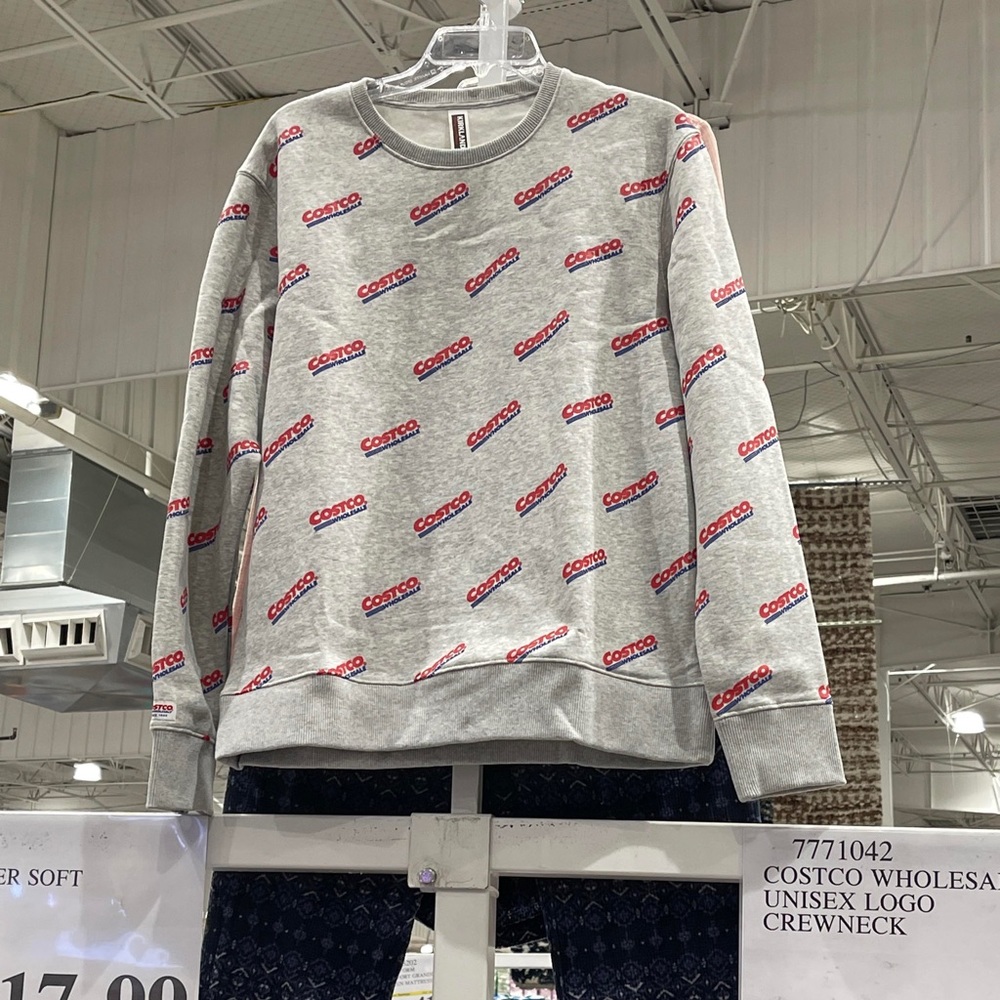 Kirkland Costco Logo Crewneck 7771042 - Grey